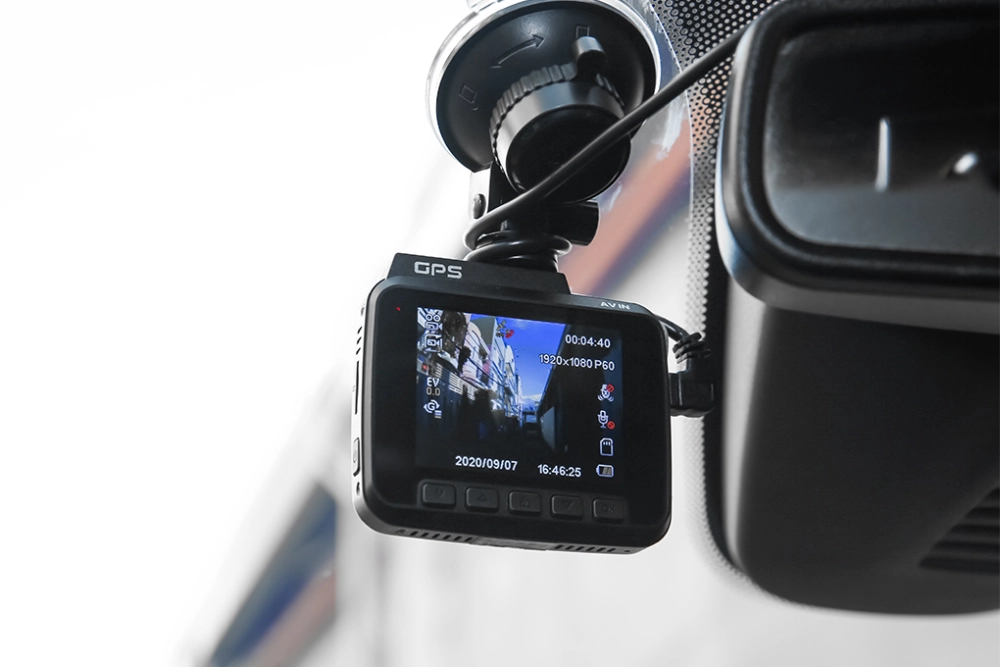 Sử dụng và bảo quản camera hành trình